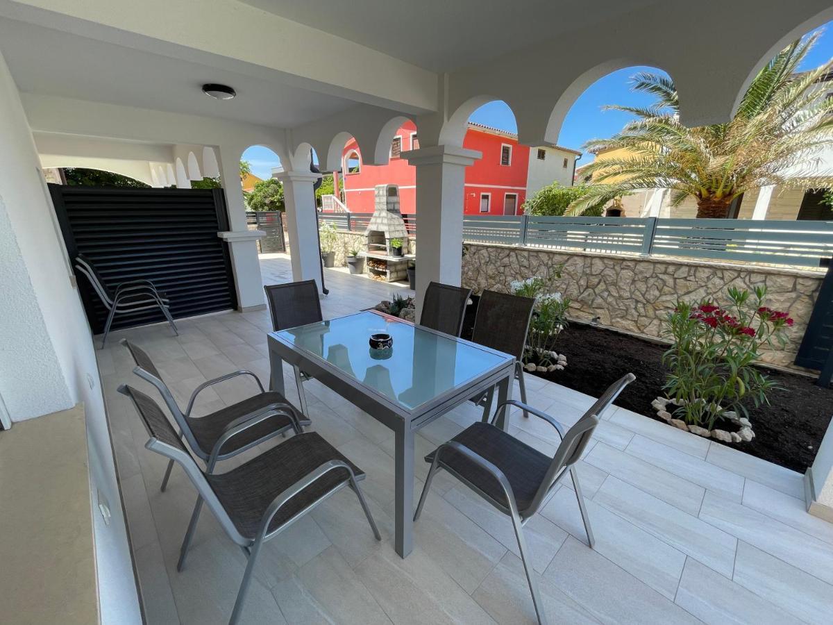 Apartmenthouse Ines Vir Exteriér fotografie